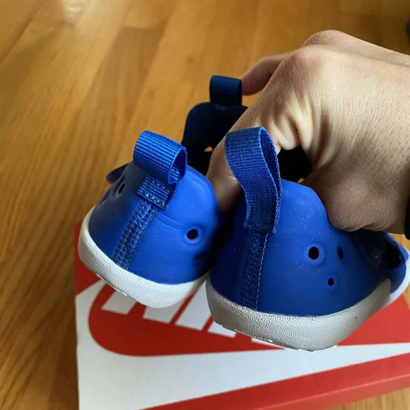 Nike Sunray Protect 4 Kids Royal Blue Water Shoe Size 6c - Picture 7 of 11